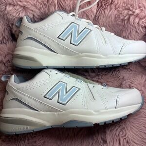 New Balance 608 Womens 10 White Blue Leather chunky Sneakers like new